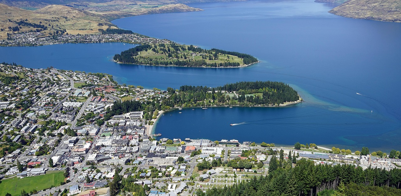lake-wakatipu-