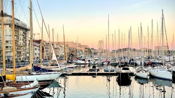 Pourquoi votre choix d'hôtel façonne toute votre aventure marseillaise